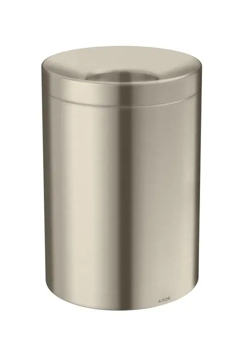 Abfalleimer aus gebürstetem Nickel mit rundem Deckel, auf einer glatten Oberfläche stehend. Das Logo der Marke AXOR ist am Boden sichtbar.